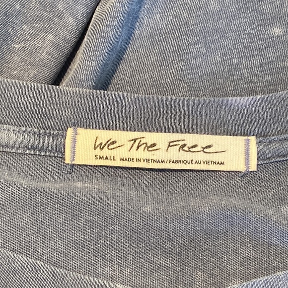 ✌️ NEW‼️ WE THE FREE ✌️FOR FREE PEOPLE ALL TIED UP TEE‼️ - Picture 8 of 9
